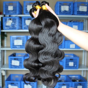 Natural Color Body Wave Peruvian Virgin Human Hair Weaves 4pcs Bundles